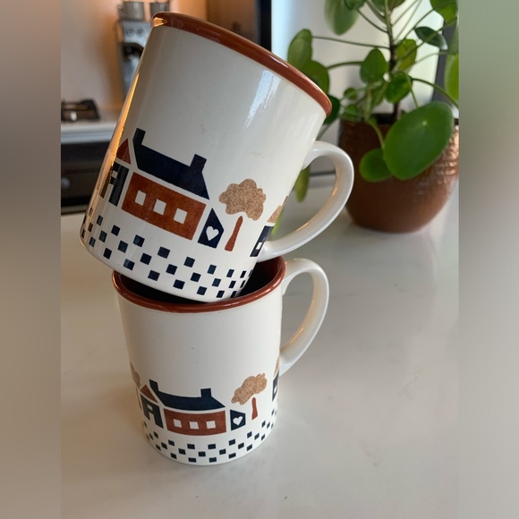 Vintage Coffee Mugs Graphic Houses Made in Japan - Picture 2 of 7